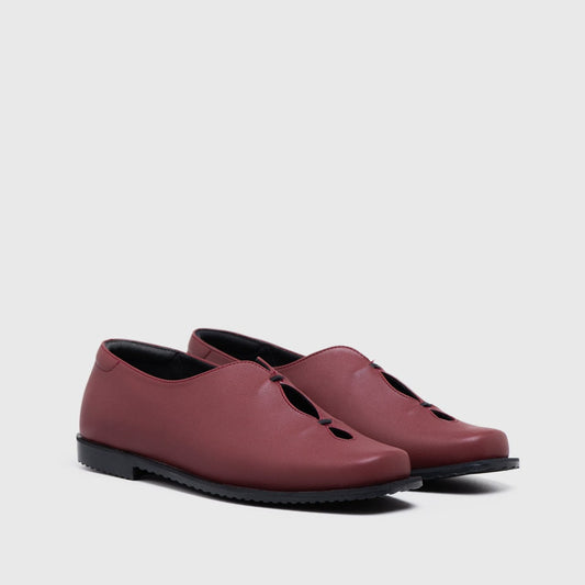 Adorable Projects Official Adorableprojects - Yashica Flat Shoes Maroon
