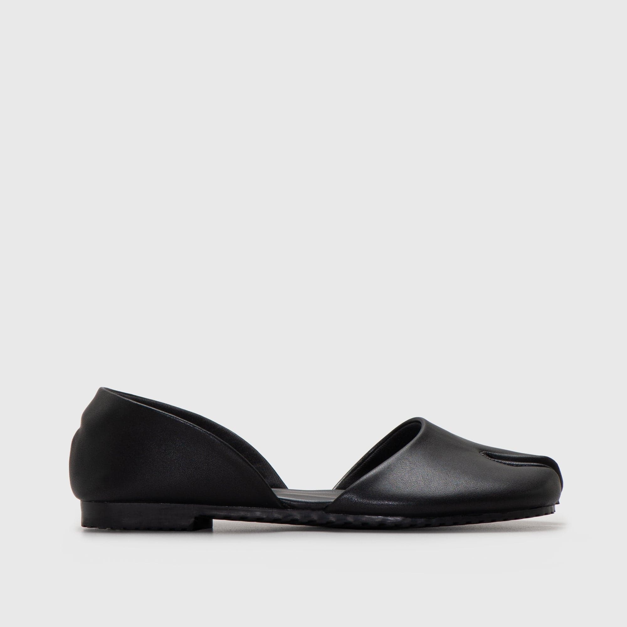 Adorable Projects Official Adorableprojects - Zeyena Flat Shoes Black - Tabi Flat Shoes
