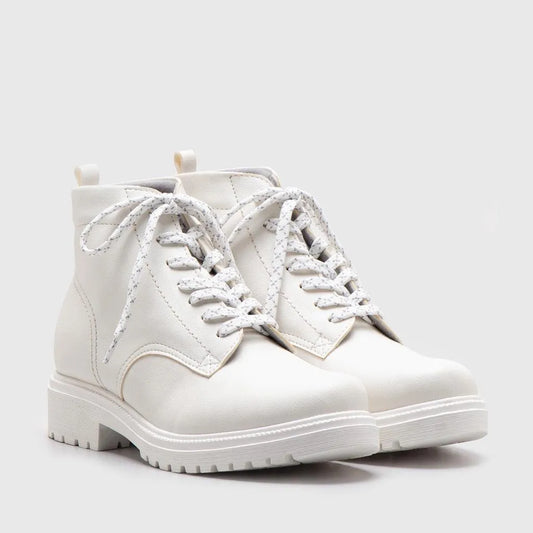 Blugi Boots White (FPS)