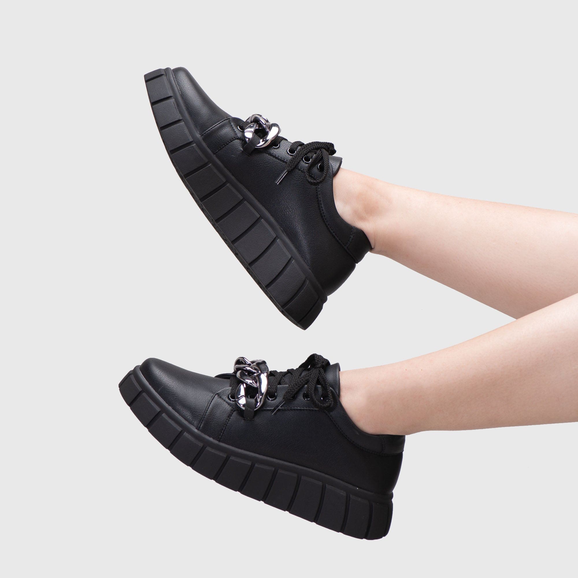 Adorable Projects Official Sneakers Nimri Sneakers Black