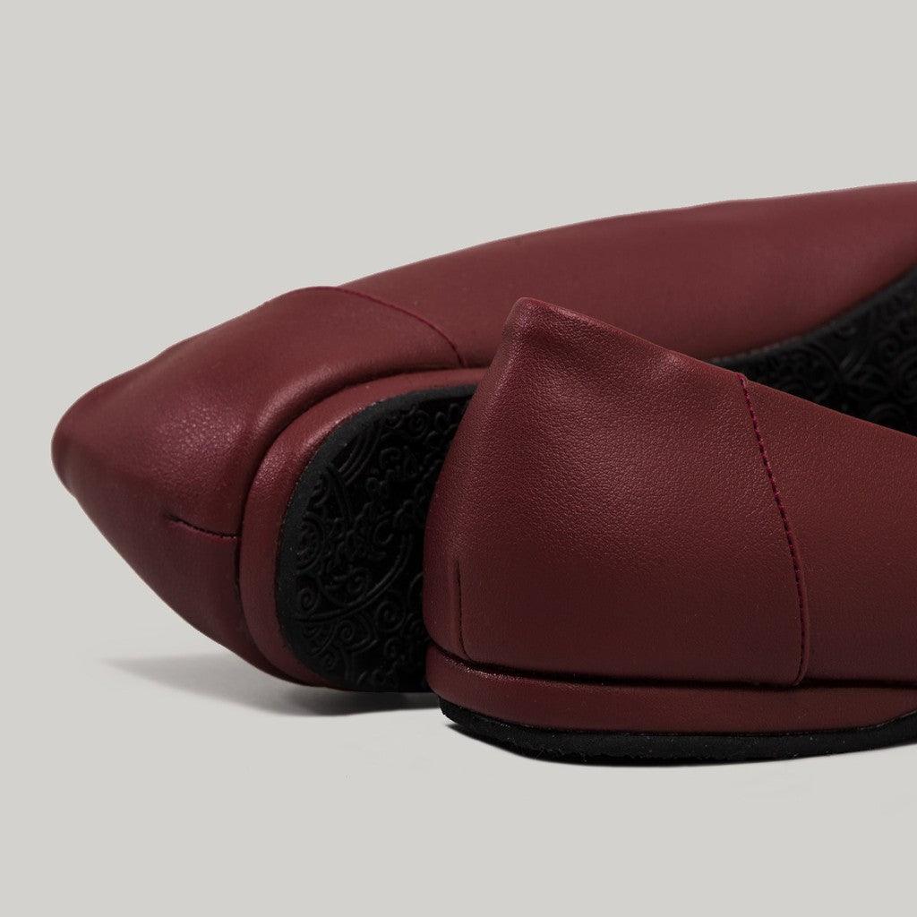 Adorable Projects-Dev Flat shoes Ariella Flat Shoes Maroon