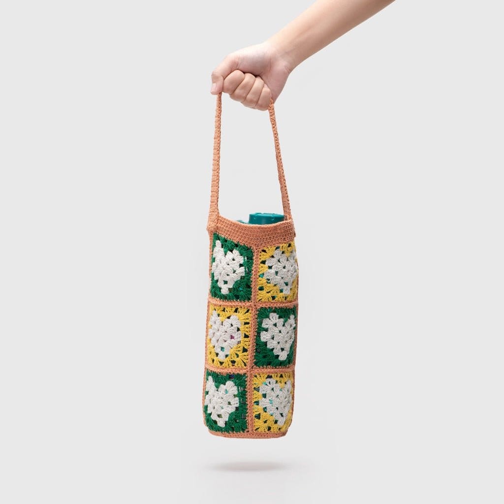 Adorable Projects Bottle Bag Cala Knit Bottle Bag Peach