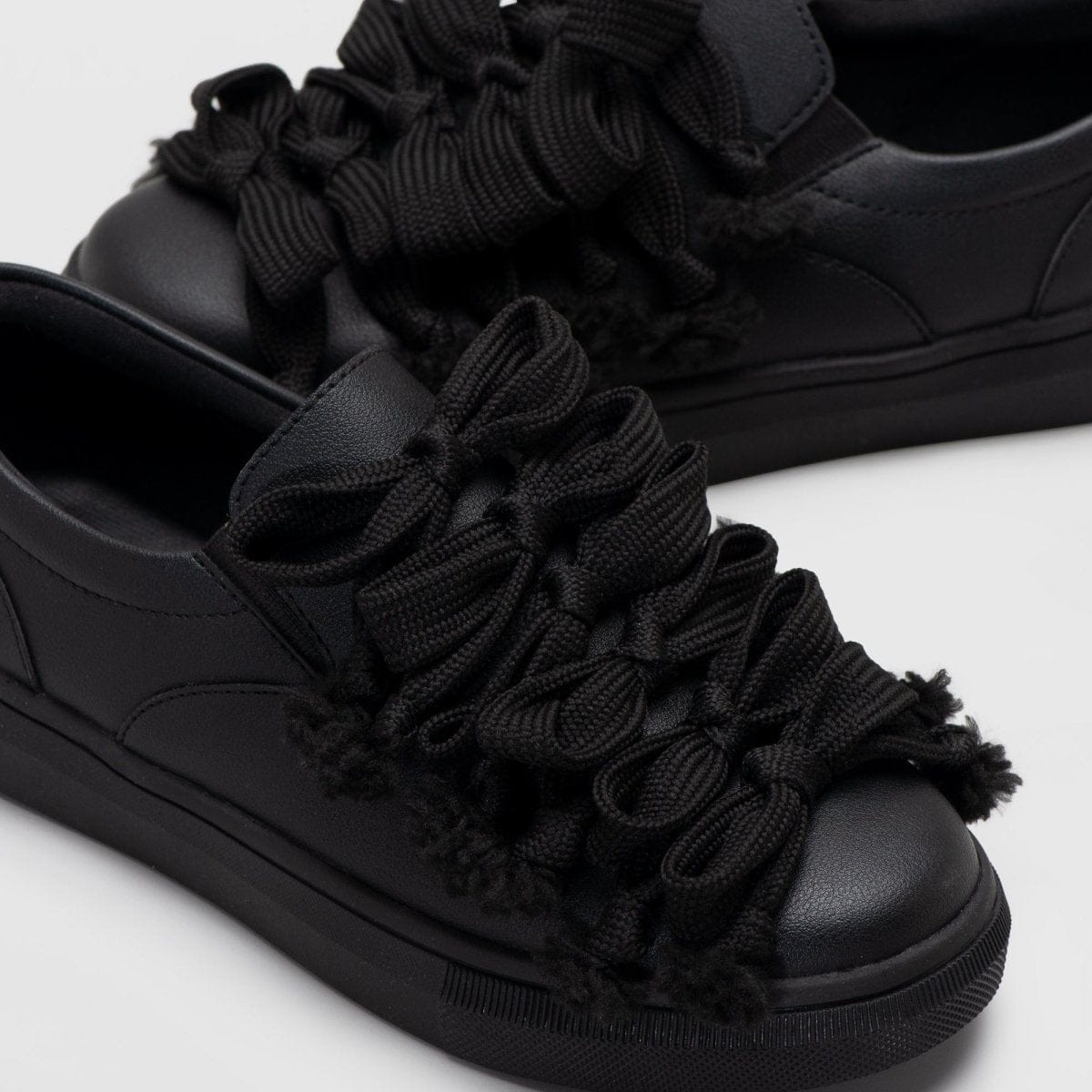 Adorable Projects Official Sneakers Elenra Sneakers Black