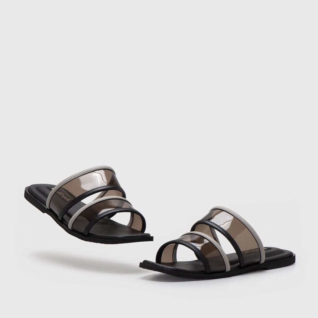 Adorable Projects Official Sandals Minere Sandals Black