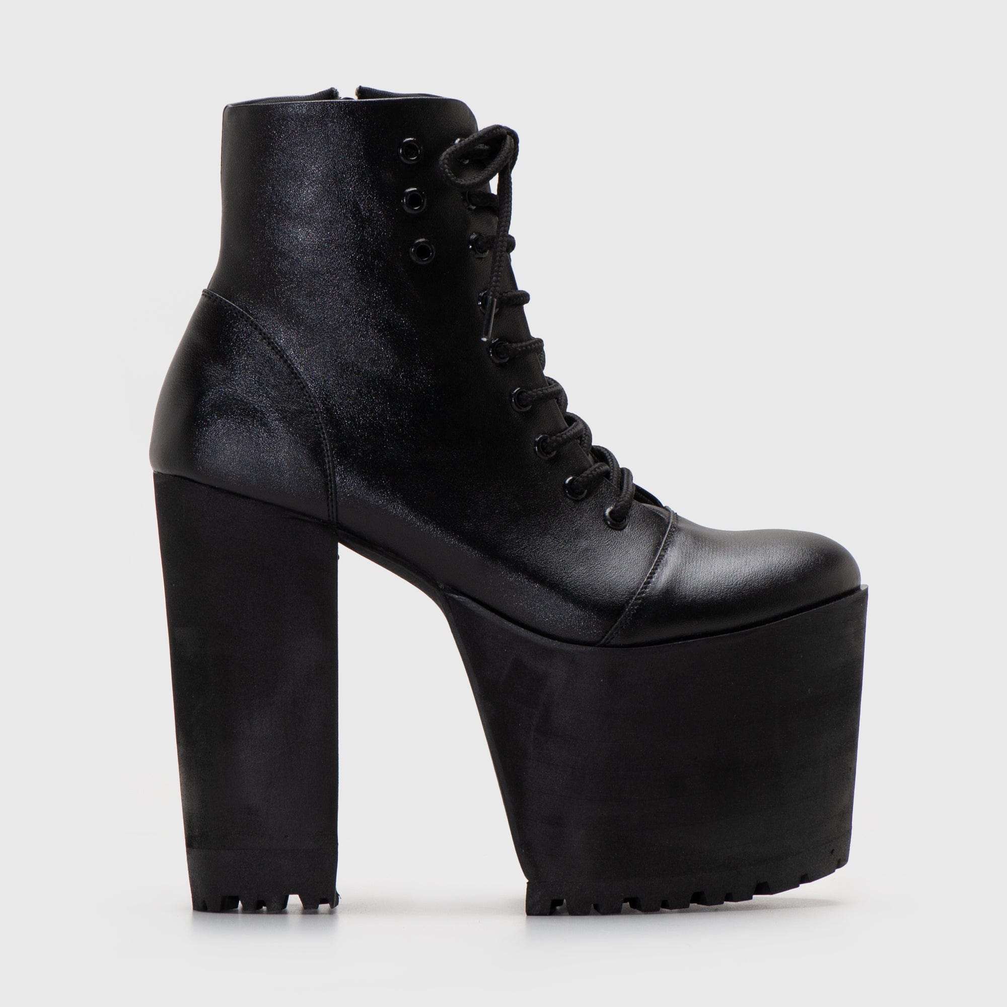 Adorable Projects Official Boots Rinascente Boots Black